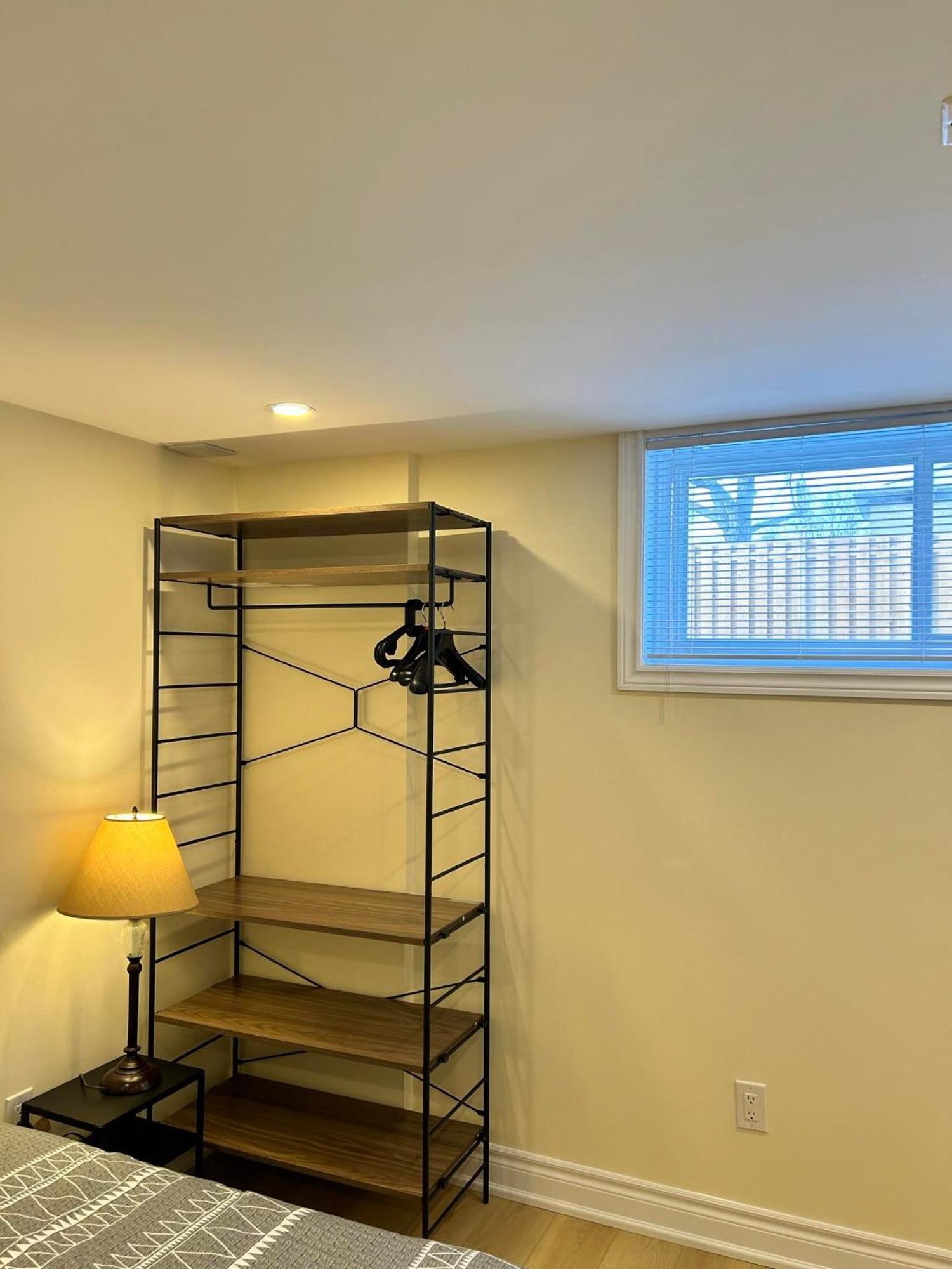 Brand New Lower Home With Exclusive Bathroom Τορόντο Εξωτερικό φωτογραφία